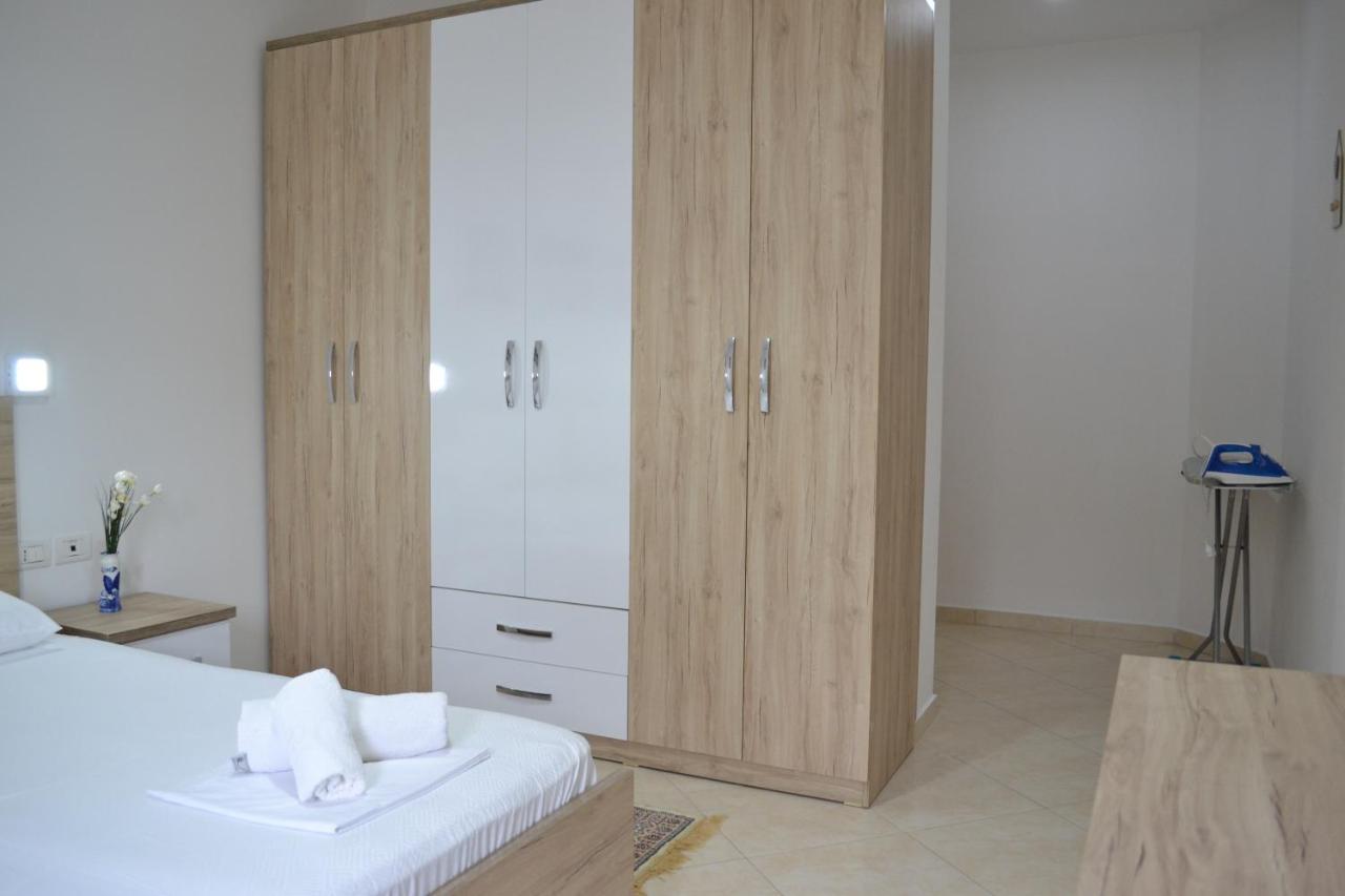Flowers & Green 2 Bedrooms Apartment & Box Garage فلورا المظهر الخارجي الصورة