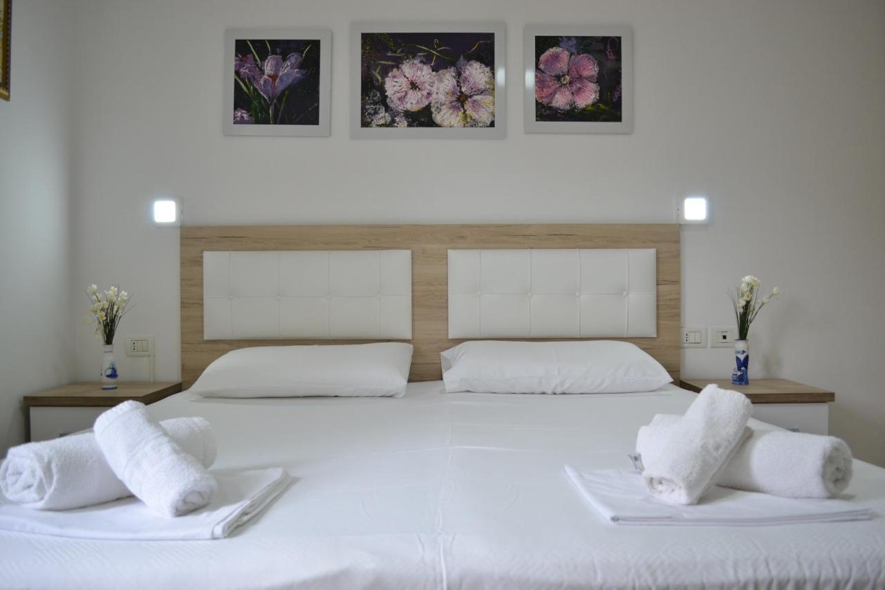 Flowers & Green 2 Bedrooms Apartment & Box Garage فلورا المظهر الخارجي الصورة