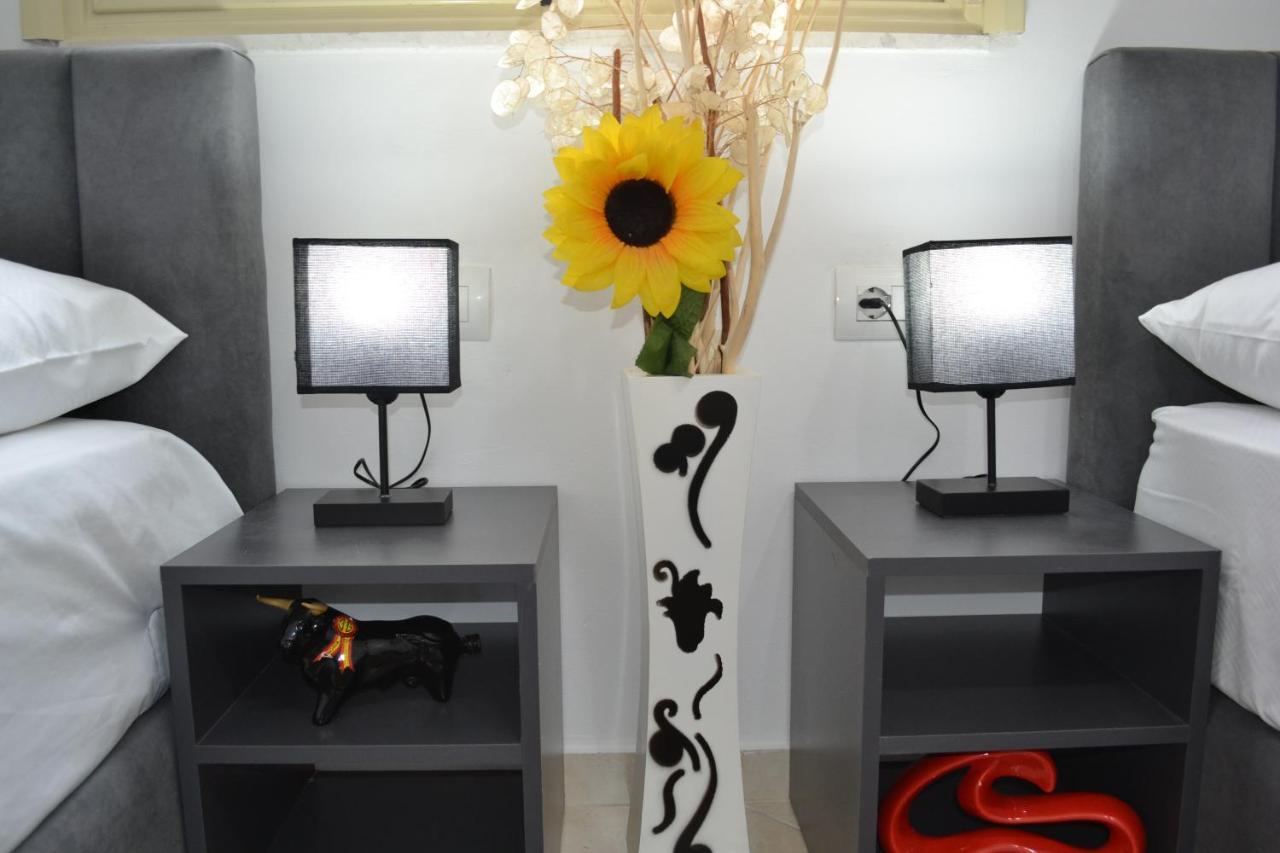 Flowers & Green 2 Bedrooms Apartment & Box Garage فلورا المظهر الخارجي الصورة