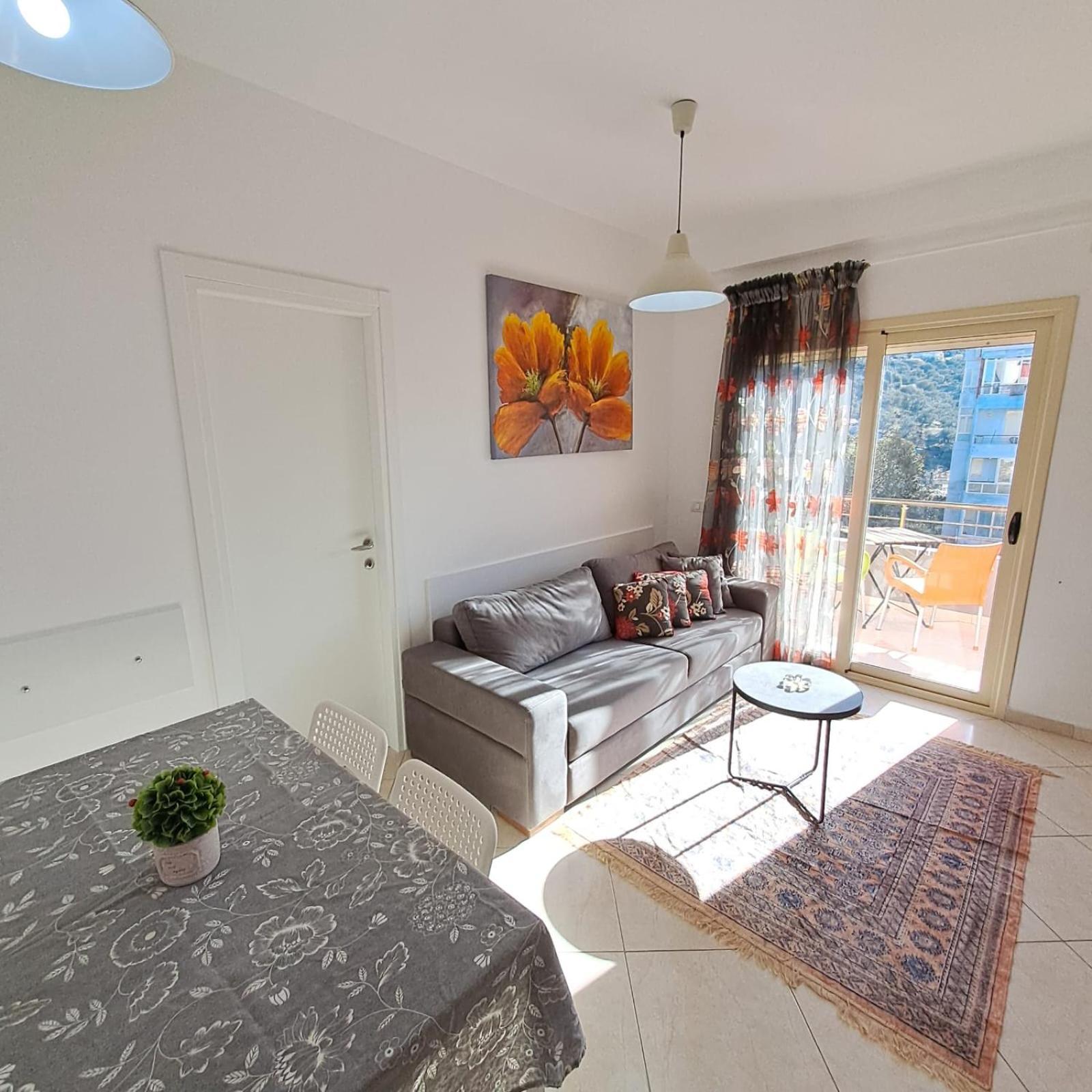 Flowers & Green 2 Bedrooms Apartment & Box Garage فلورا المظهر الخارجي الصورة